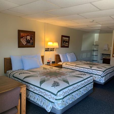 Chief Motel Къстър Екстериор снимка